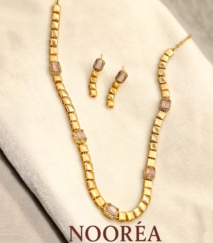 Zariya Minimal Gold Set