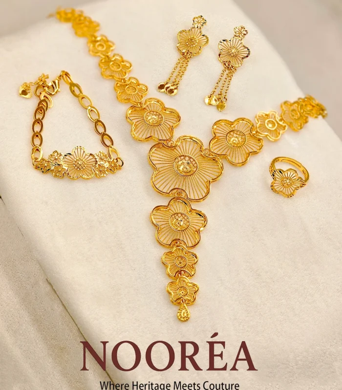 Grand Heritage Layer Set