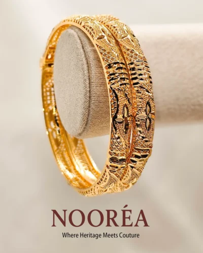 Riwaayat Engraved Gold Bangle