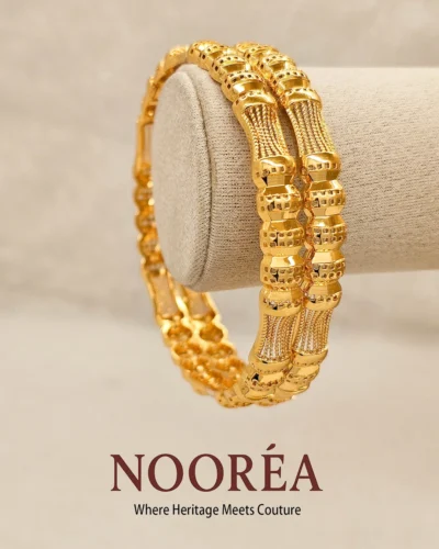 Classic Crest Bangle