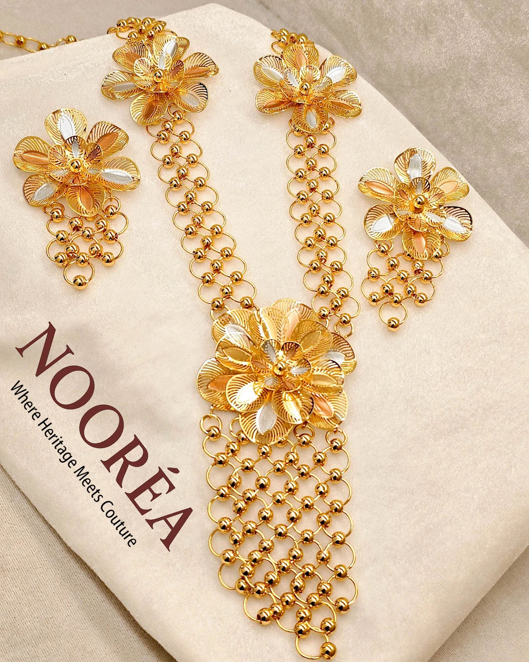 Golden Bloom Cascade Set