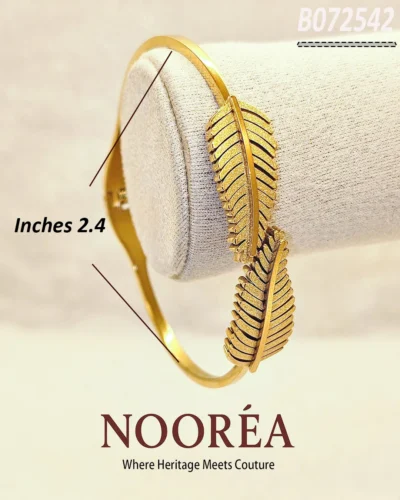 Royal Feather Wrap